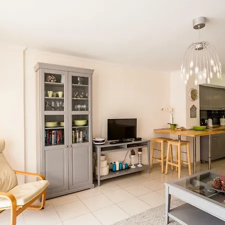 Cozy, Stylish And With Wonderful Views Apartment