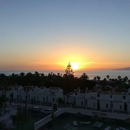 Cozy, Stylish And With Wonderful Views Playa de las Américas